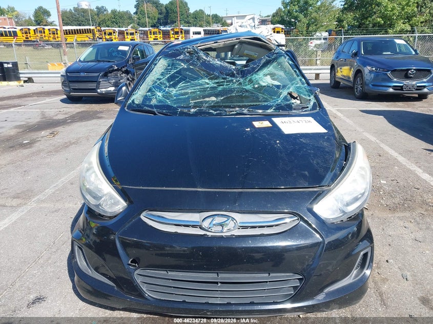 2016 HYUNDAI ACCENT SE · Фото 11