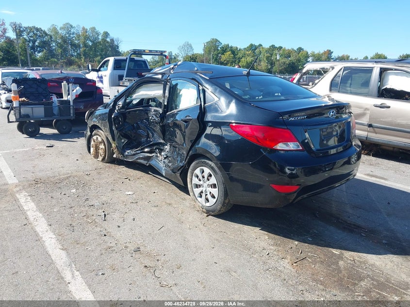 2016 HYUNDAI ACCENT SE · Фото 3