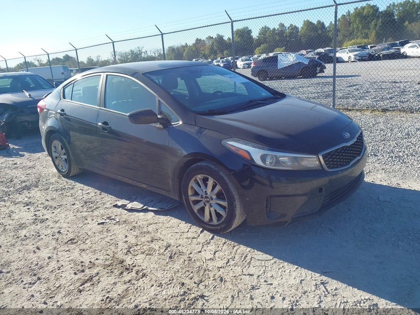 Vin: 3kpfl4a78he067663, lot: 46734772, kia forte lx 2017 img_1