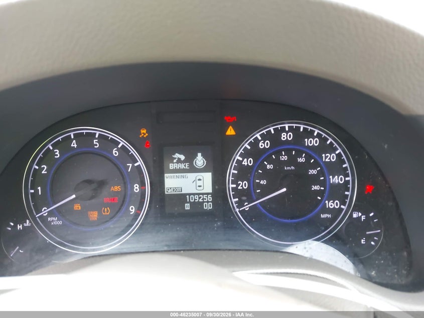 2011 INFINITI G37 JOURNEY · Фото 7