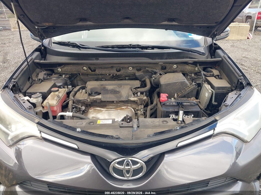 TOYOTA RAV4 - zdjęcie 10
