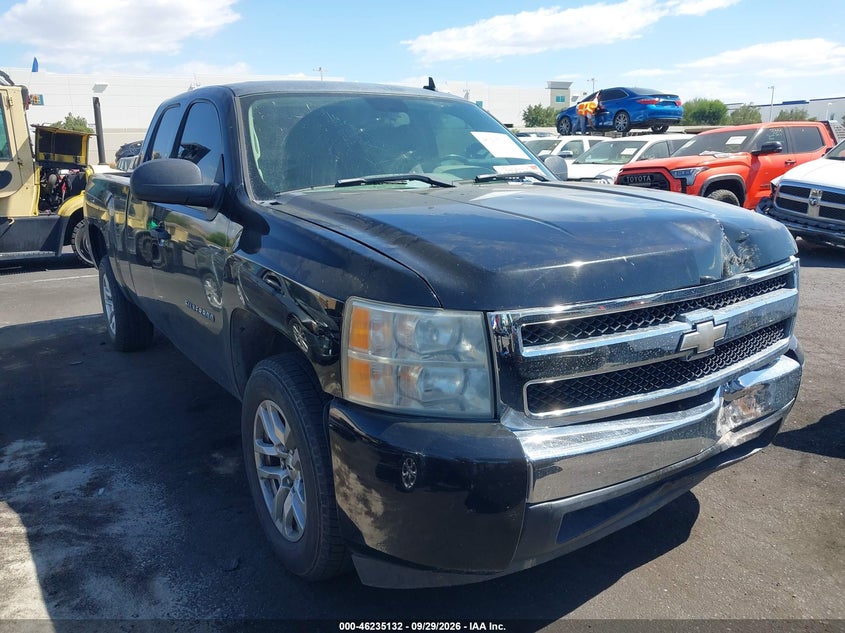 2008 Chevrolet Silverado 1500 Work Truck, Front, IAAI, VIN 1GCEC19X88Z110966