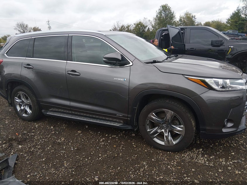 TOYOTA HIGHLANDER HYBRID - zdjęcie 13