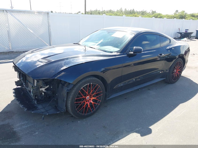 FORD MUSTANG - zdjęcie 2