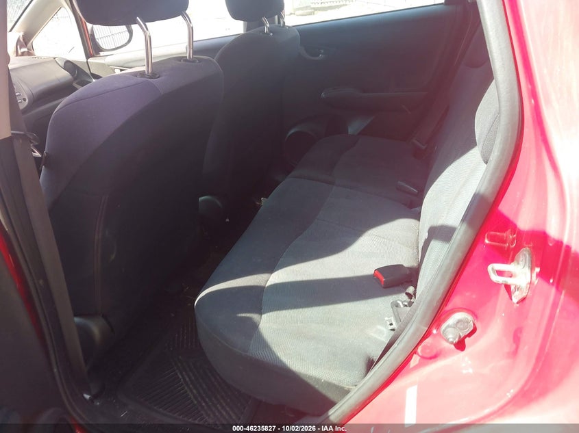 HONDA FIT 2011 VIN JHMGE8H52BC026873