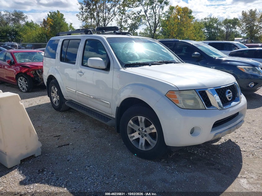 2008 Nissan Pathfinder LE