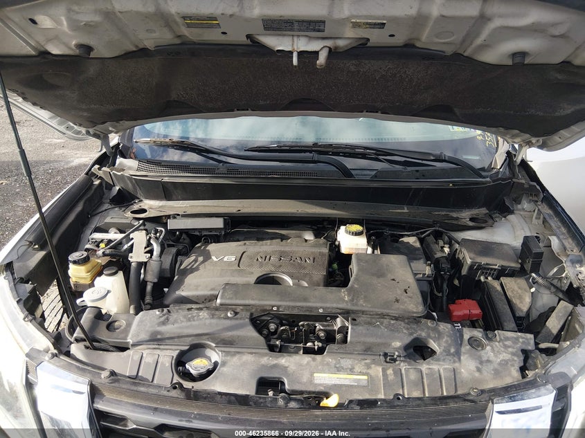 NISSAN PATHFINDER 2018 VIN 5N1DR2MMXJC621807