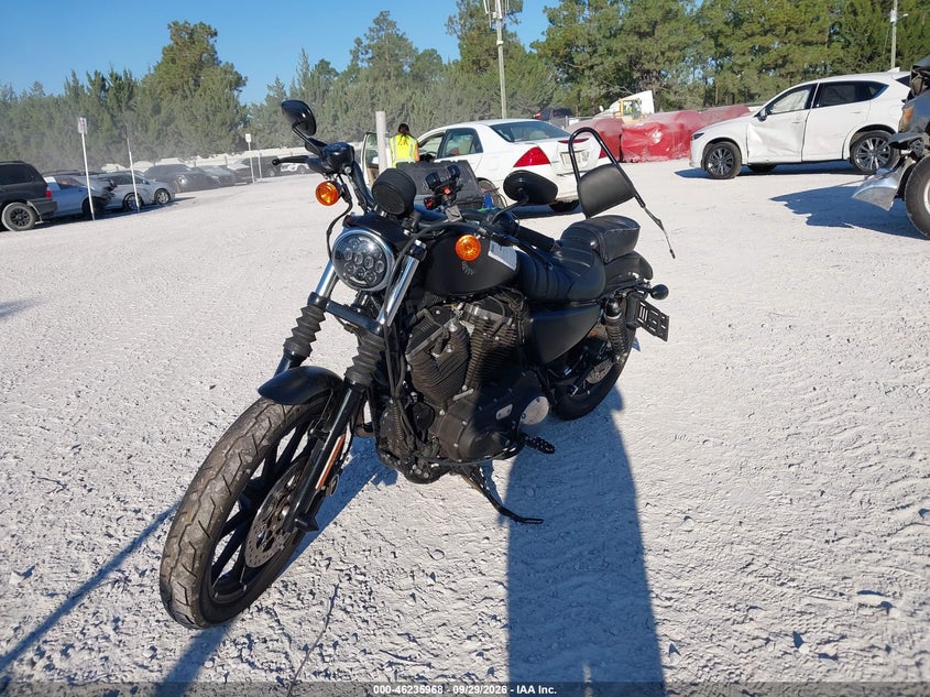 HARLEY-DAVIDSON XL883 2022