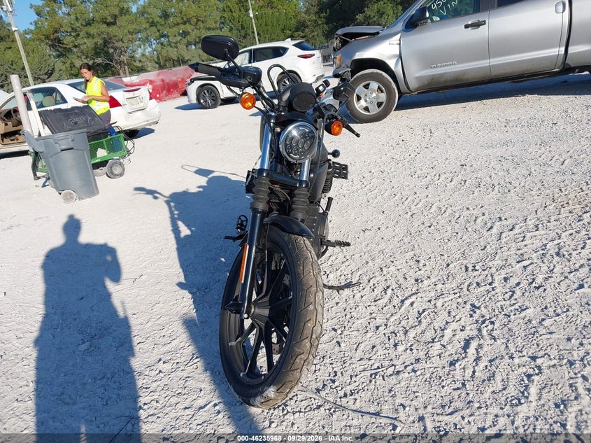 HARLEY-DAVIDSON XL883 2022