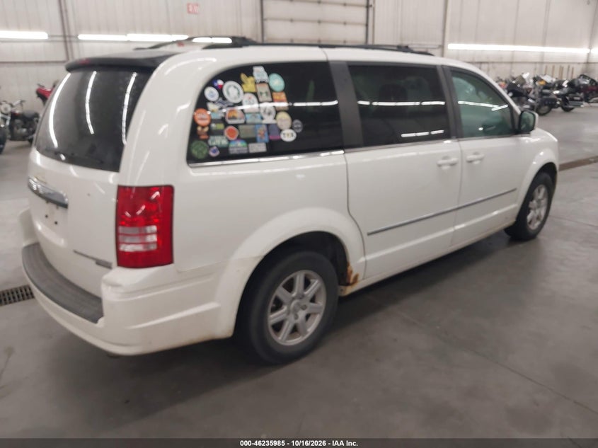 Vin: 2a4rr5d1xar347768, lot: 46735979, chrysler town & country touring 20104