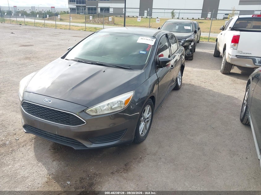 FORD FOCUS 2015 VIN 1FADP3F27FL207179