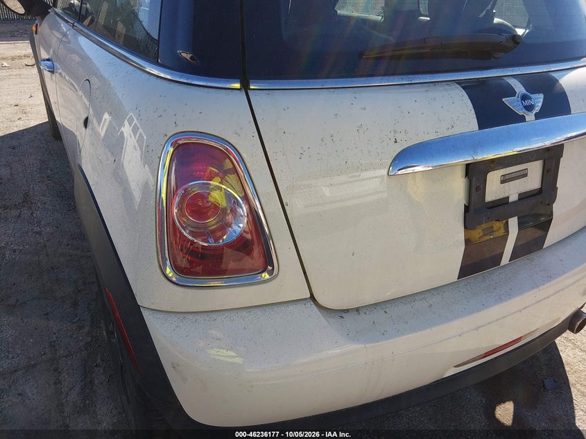MINI HARDTOP 2013 VIN WMWSU3C56DT683068