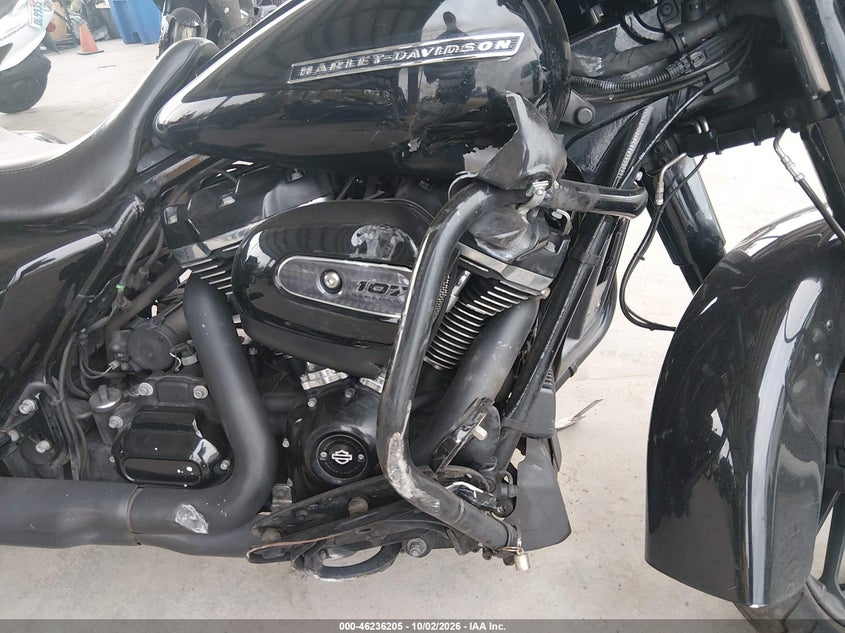 HARLEY-DAVIDSON FLHXS 2018