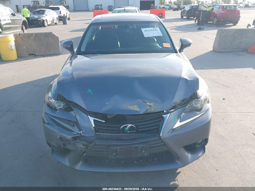 LEXUS IS 250 - zdjęcie 12