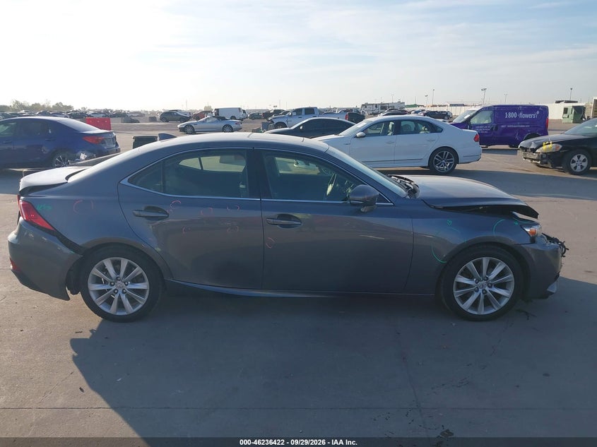 LEXUS IS 250 - zdjęcie 13
