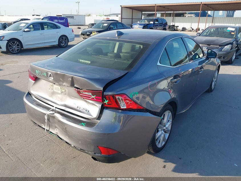 LEXUS IS 250 - zdjęcie 4