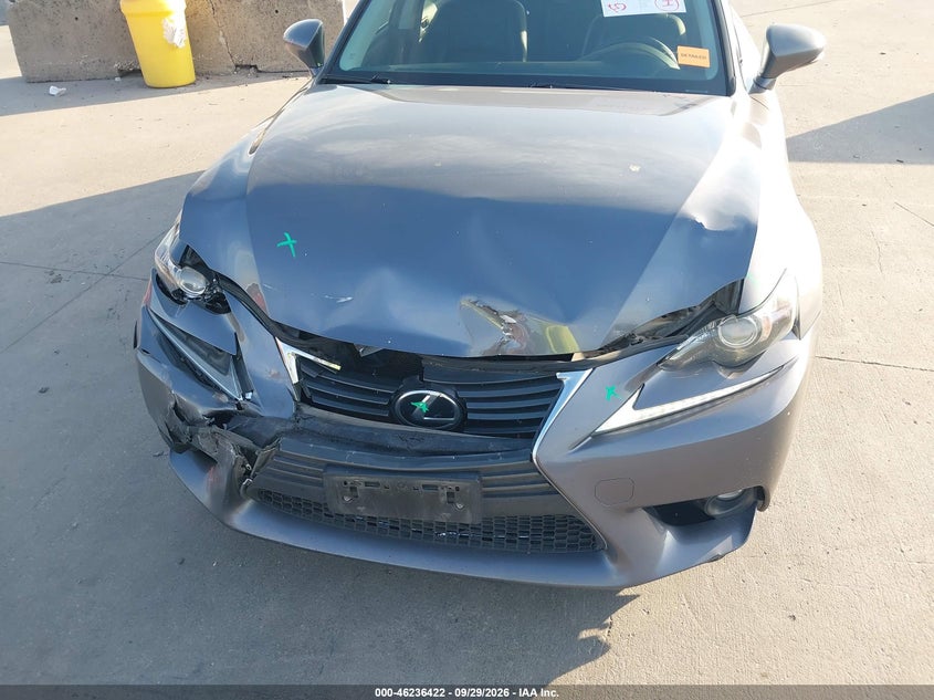 LEXUS IS 250 - zdjęcie 6
