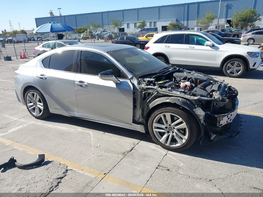 Vin: jthca1d26m5113373, lot: 46736535, lexus is 300 2021 img_1