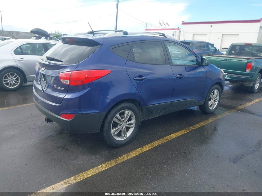 2011 HYUNDAI TUCSON auction photo 4