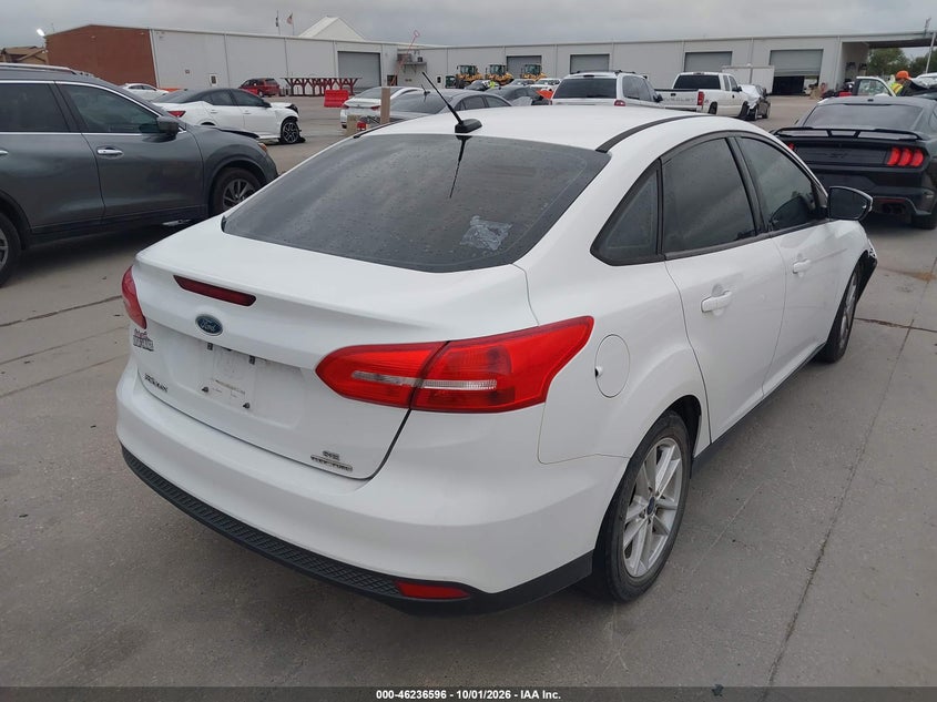 Vin: 1fadp3f26fl205889, lot: 46736590, ford focus se 20154