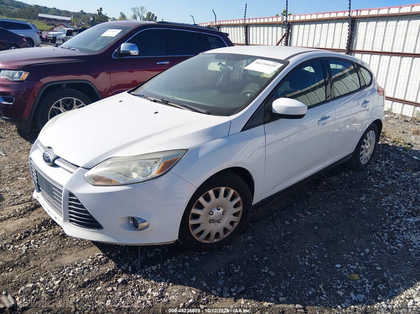 Vin: 1fahp3k29cl469403, lot: 46736603, ford focus se 20122