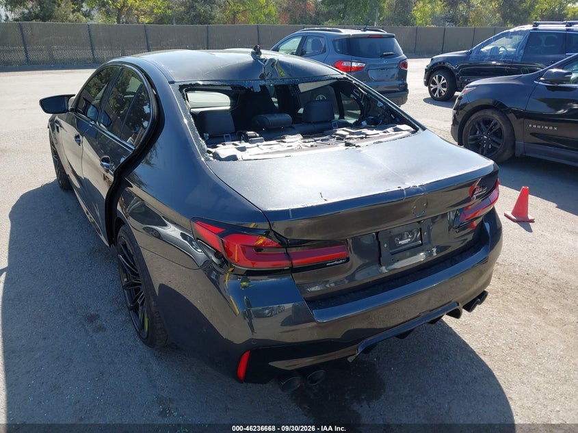 BMW M5 - zdjęcie 6