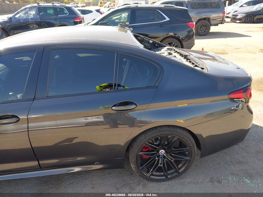 BMW M5 - zdjęcie 14