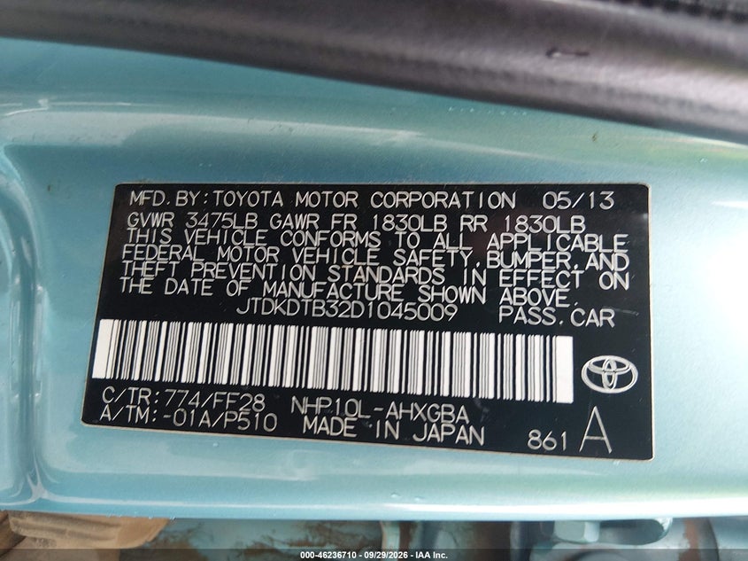 2013 TOYOTA PRIUS C THREE · Фото 9