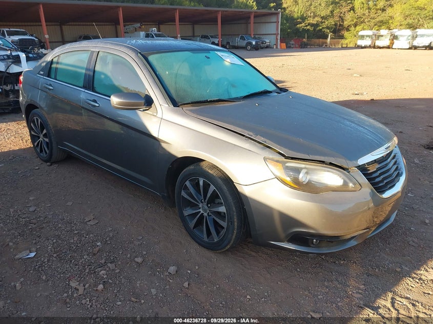 Vin: 1c3ccbbb1dn546916, lot: 46736722, chrysler 200 touring 2013 img_1