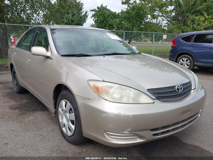 2004 Toyota Camry LE