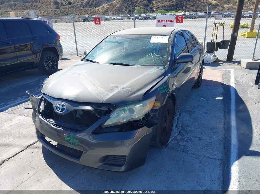 2011 Toyota Camry Le, Front End, IAAI, VIN 4T1BF3EK7BU139651 — photo 2