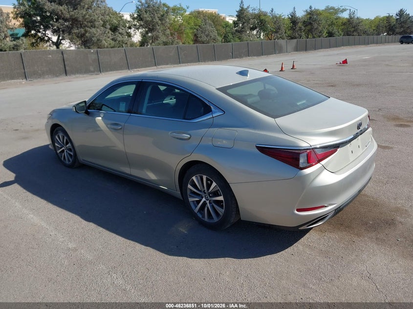 Vin: 58acz1b11mu089143, lot: 46736845, lexus es 350 20213