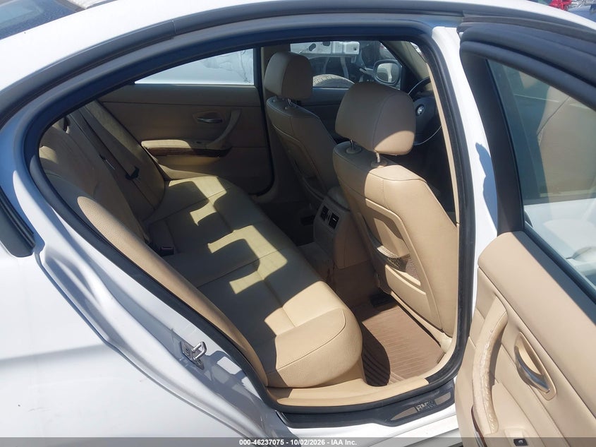 2009 BMW 328I XDRIVE · Фото 8