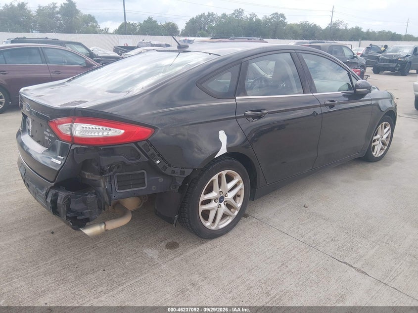 2013 FORD FUSION auction photo 4