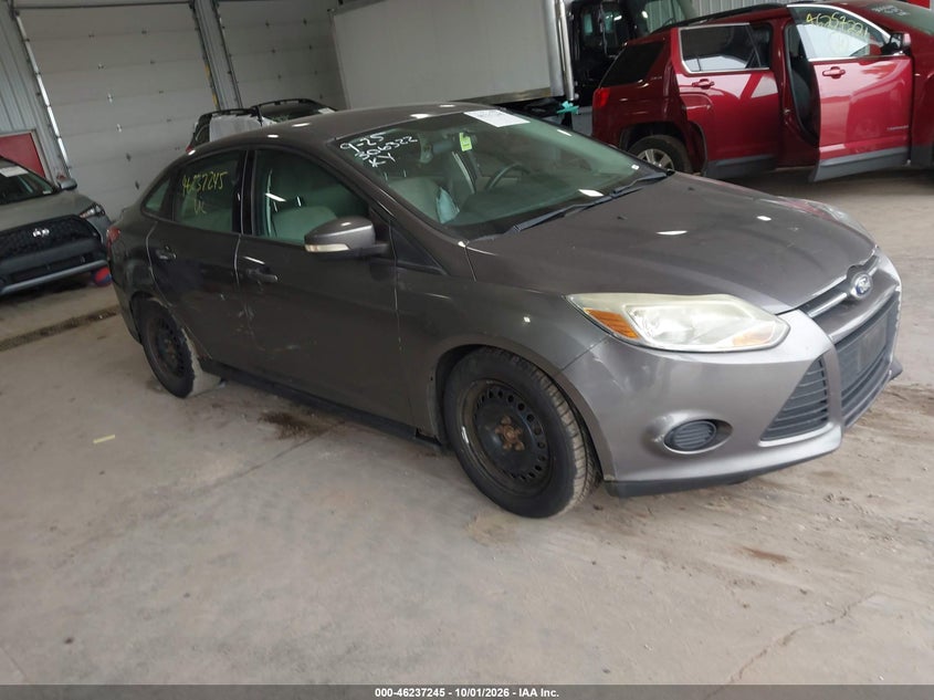Vin: 1fadp3f26dl292500, lot: 46737239, ford focus se 2013 img_1