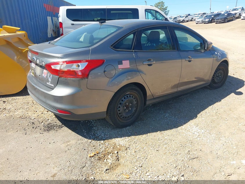Vin: 1fahp3f27cl126146, lot: 46737463, ford focus se 20124