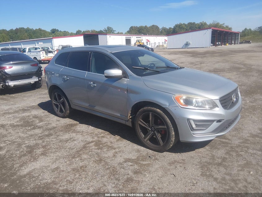 VOLVO XC60 - zdjęcie 1