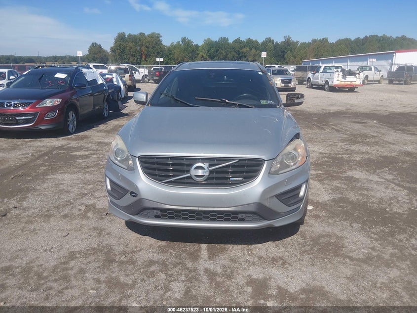 VOLVO XC60 - zdjęcie 12