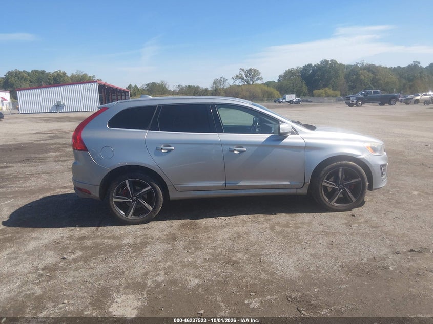 VOLVO XC60 - zdjęcie 13
