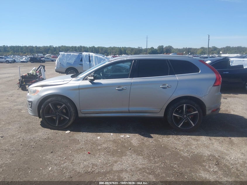 VOLVO XC60 - zdjęcie 14