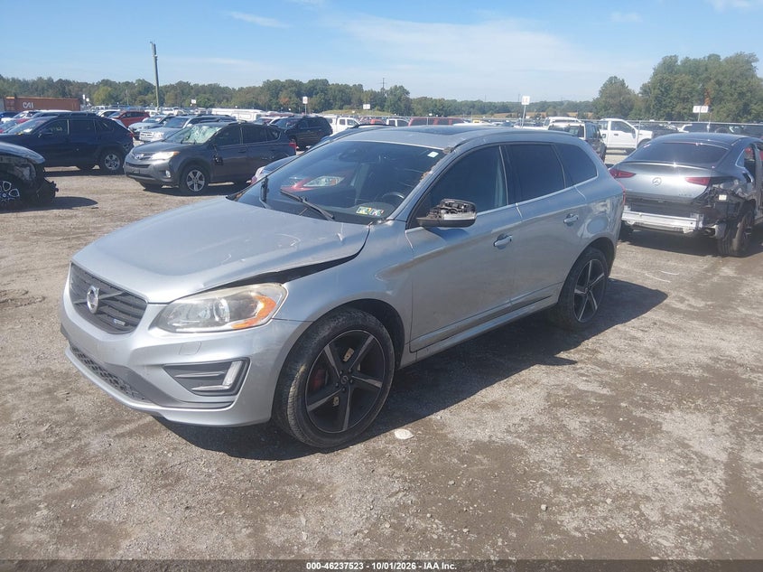 VOLVO XC60 - zdjęcie 2