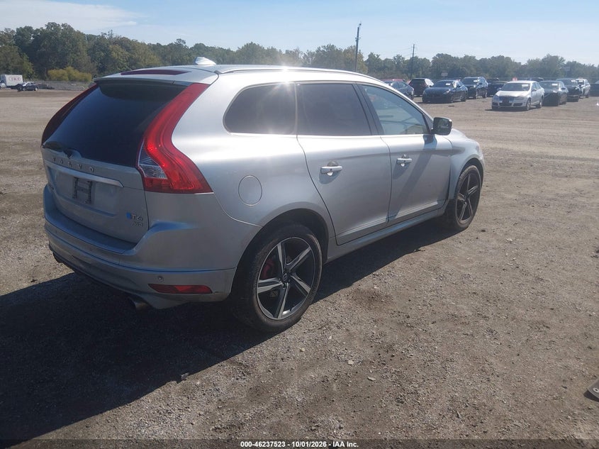 VOLVO XC60 - zdjęcie 4
