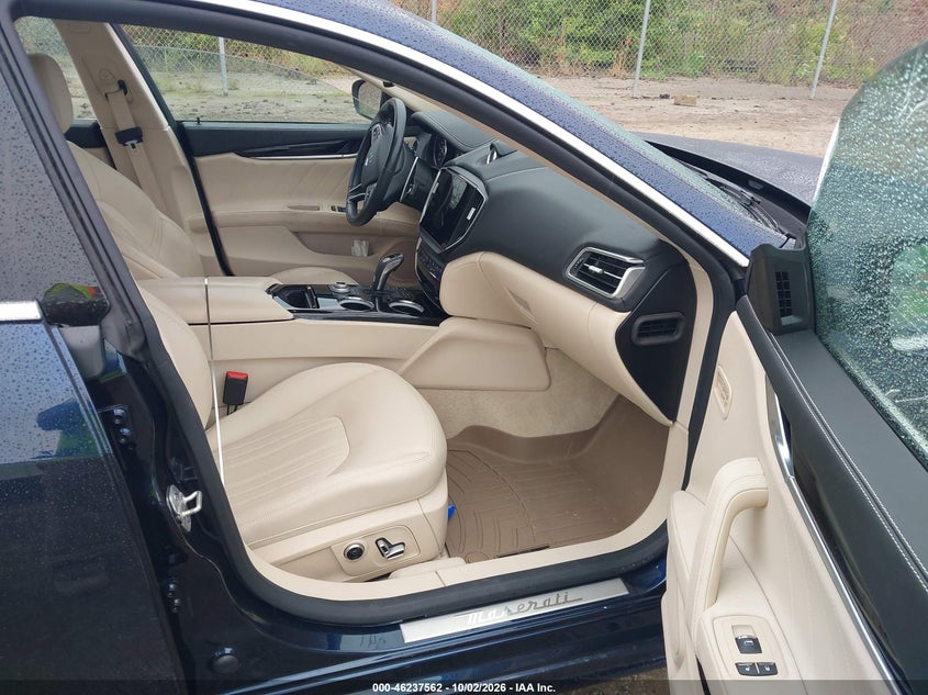 Photo 5 - MASERATI GHIBLI