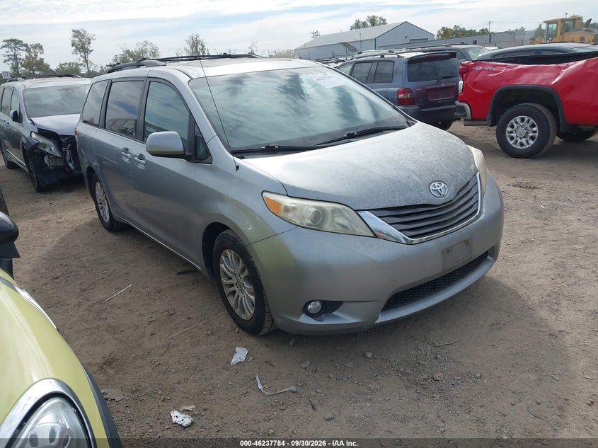 TOYOTA SIENNA 2011 VIN 5TDYK3DC6BS083937