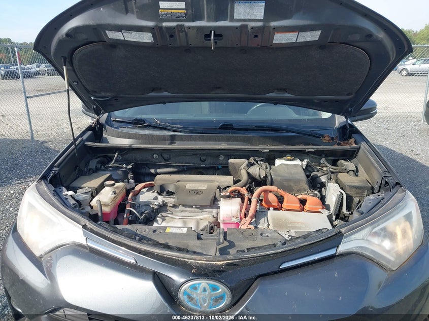 TOYOTA RAV4 HYBRID - zdjęcie 10