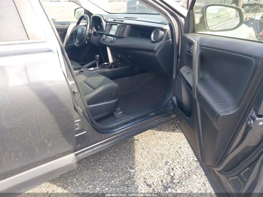 TOYOTA RAV4 HYBRID - zdjęcie 5