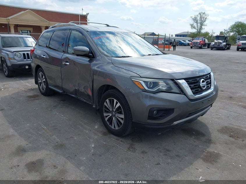 2017 Nissan Pathfinder SL