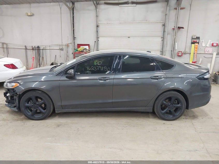 2016 FORD FUSION SE · Photo 15