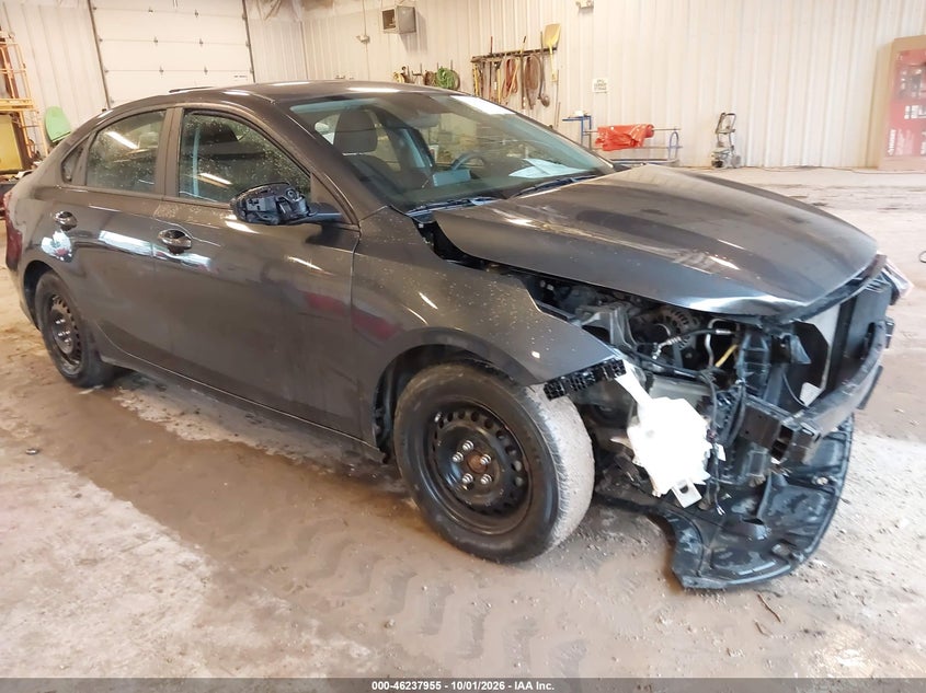 Vin: 3kpf24ad1ne502821, lot: 46737949, kia forte 2022 img_1