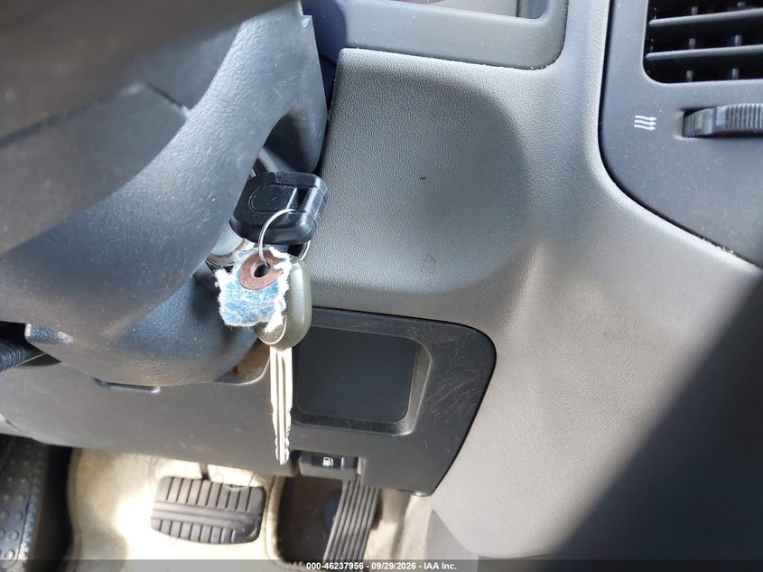 MITSUBISHI MONTERO 2001 VIN JA4MW31R11J020097